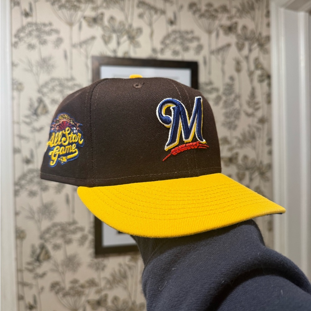 Milwaukee Brewers fitted from myfitteds used size 7 3/8 in “Malta Goya” colorway